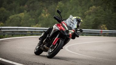 La prova della Ducati Multistrada V4 S