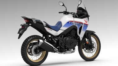 Honda XL750 Transalp: nella sfumatura in omaggio alla Transalp originale
