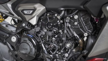 Ducati XDiavel V4, prestazioni da urlo: 169 CV di potenza massima
