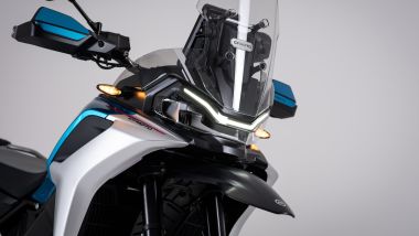 CFMOTO 800MT-X: l'impianto luci è full LED