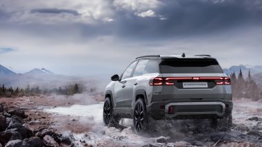 La nuova Jeep Compass 4xe è pensata anche per l'offroad