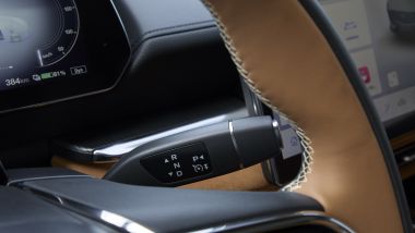Il comando della trasmissione della Mazda6e