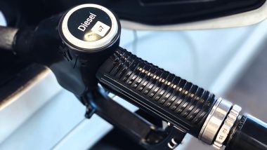 Dal 2026, Diesel pi&ugrave; economico solo alla voce ''consumi''