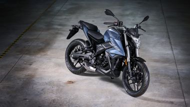 Cyclone Batllo 5S, naked 125 di aspetto sportivo.