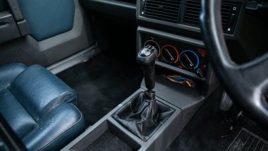 L'Alfa 75 ex Top Gear è conservata bene (credit: Iconic Auctioneers)