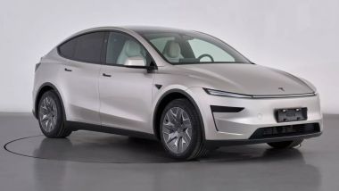 Tesla Model Y ''L'' (MIIT via CarScoops)