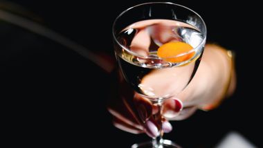 Un modo migliore per usare la vodka - Foto di Nicholas Tsalikis su Unsplash