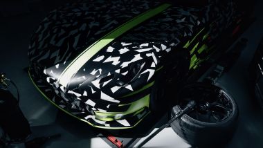 Mercedes-AMG GT Track Sport prefigura una versione da corsa della coupé sportiva