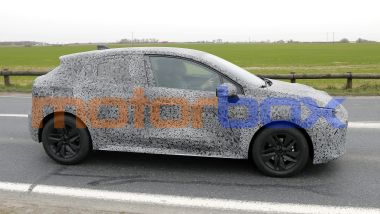 Nuova Renault Clio 2026, soltanto ibrida
