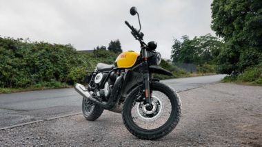 BSA Scrambler, cerchi a raggi con l'anteriore di 19''
