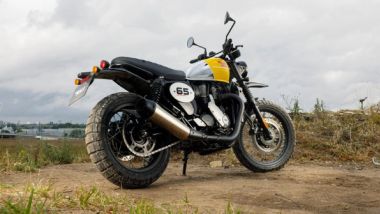 BSA Scrambler, sui fianchetti c'è la tabella portanumero, il 65 indica, immaginiamo, la cilindrata (652 cc)