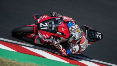 8 Ore di Suzuka, test. La R1 dello Yamaha Racing Team è stata la seconda più veloce. Qui Katsuyuki Nakasuga è in sella
