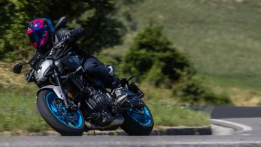 Comparativa naked ''entry'': la Yamaha MT-07 è molto migliorata nella guida e ha un motore ricco di coppia ai bassi e medi regimi