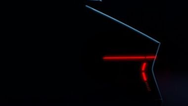 Skoda Vision O: dettaglio del lunotto inclinato e delle luci posteriori a LED