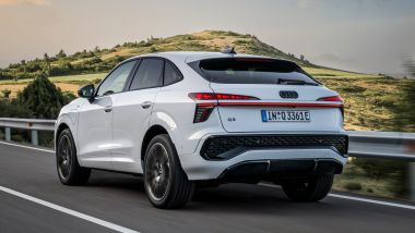 Nuova Audi Q3 Sportback 2025, il caratteristico tettuccio spiovente