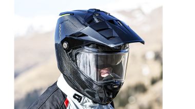 Caberg Tanami Carbon, presenta anche il visierino parasole