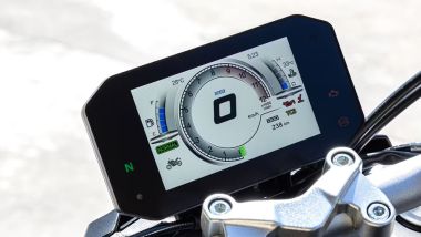 Voge Brivido 625R, il display con connettività indica pressione delle gomme e indicazioni di navigazione