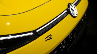 Nuova Volkswagen T-Roc, la top di gamma è la R-Line