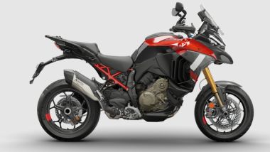 Crossover sportive, quali sono le più potenti? Al quarto posto c'è la Ducati Multistrada V4 Pikes Peak a pari merito con BMW XR
