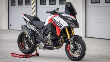 Crossover sportive, quali sono le più potenti? Al Terzo posto c'è la Ducati Multistrada V4 RS