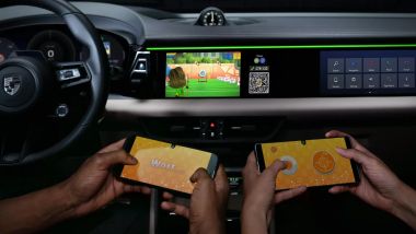 AirConsole su Porsche Macan elettrica