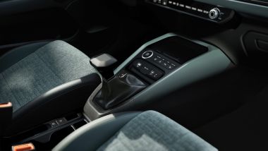 Kia Stonic 2026 manuale o automatica