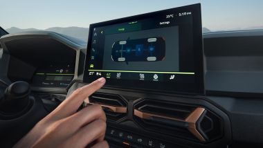 Dacia Duster/Bigster Hybrid-G 150 4x4: nuovo motore elettrico posteriore