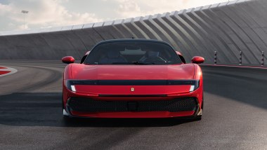 Ferrari 849 Testarossa: il frontale con la fascia nera come la 12Cilindri