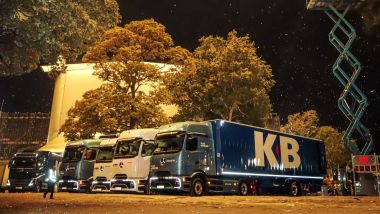 People Watching Tour di Sam Fender: i camion elettrici della logistica