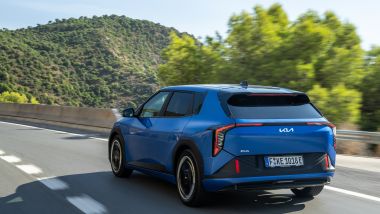 Al volante della Kia EV4 Hatchback 5 porte
