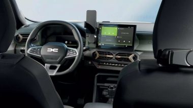 Dacia Duster Pick-up: dentro, la prima fila è identica