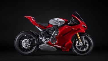 Ducati Panigale V4 R, il serbatoio satinato è una firma distintiva del design delle ''Erre''