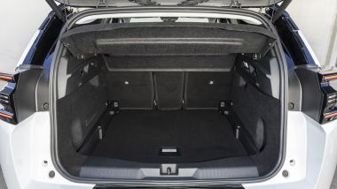 Per Citroen C5 Aircross Hybrid, capacit&agrave; di carico di 565 litri 