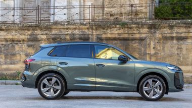 Nuova Audi Q3 2026, vista laterale