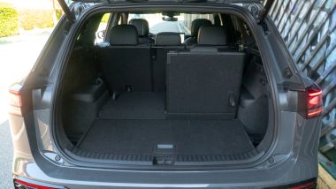 Volkswagen Tayron 2.0 TDI R-Line Plus, il bagagliaio