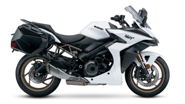 Suzuki GSX-S1000GT 2026, avrà il cruise control ''smart''
