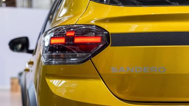 Dacia Sandero Stepway 2026, nuovi anche i gruppi ottici posteriori