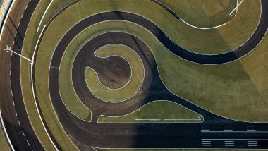 Lo steering pad del Ferrari e-Vortex nuovo circuito di prova accanto alla pista di Fiorano
