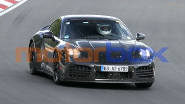 Porsche 911 Turbo ''Touring'', il frontale dicono sia provvisorio