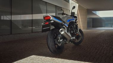 Honda CB1000F 2026: 3/4 posteriore destro