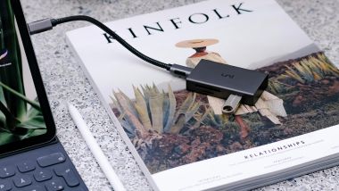 Hub USB da scrivania - Foto di Lasse Jensen su Unsplash