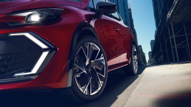 Nuova Renault Clio 2026, ordini aperti