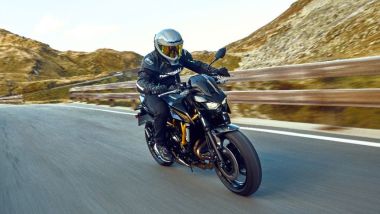 Kawasaki Z650 S 2026, promette una posizione di guida più ''attiva''