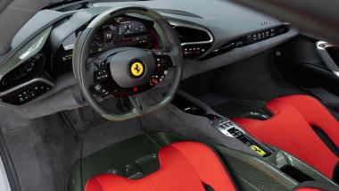 Ferrari SC40: l'abitacolo