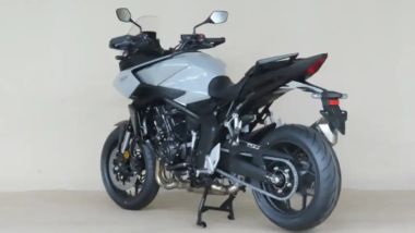 Honda CB 1000 GT, paparazzata la nuova crossover della Casa dell'Ala