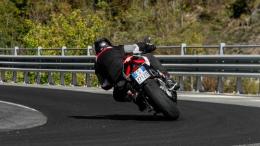 Zontes 703RR, nelle uscite di curva più grintose capita che il controllo di trazione intervenga eccessivamente