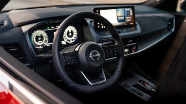 Nissan Qashqai e-Power 2026, il posto di guida