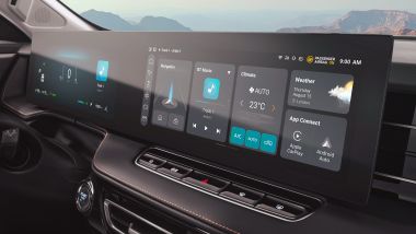 MG HS Hybrid+, la strumentazione digitale con due schermi da 12,3 pollici