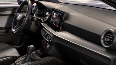 Infotainment con Apple CarPlay e Android Auto di serie
