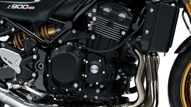 Kawasaki Z900RS 2026, il motore è stato aggiornato per funzionare con i corpi farfallati elettronici